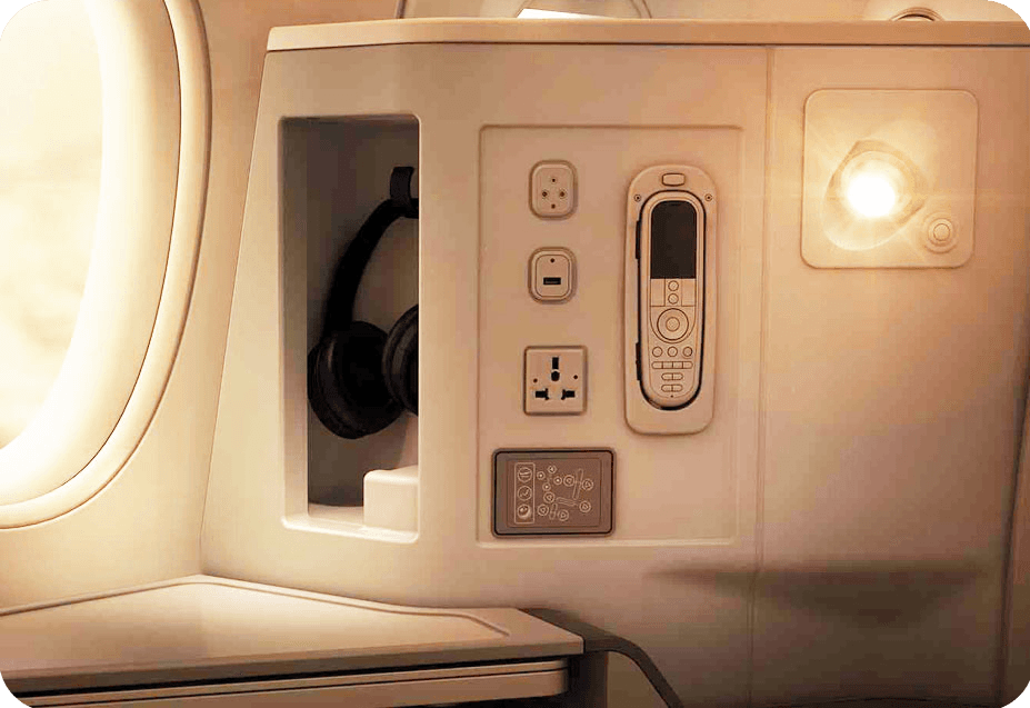 Nguồn điện hạng Thương gia Vietnam Airlines